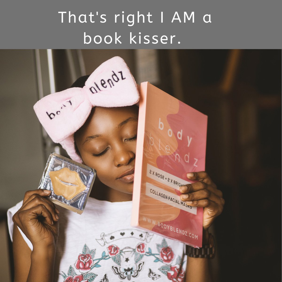 FreadoRomance's tweet photo. Yes I am a book kisser....😘😍😆🤫🤩😉 #author #writer #reader #amwriting 
#amreading #book #booklover https://t.co/VCdLGvHXFQ