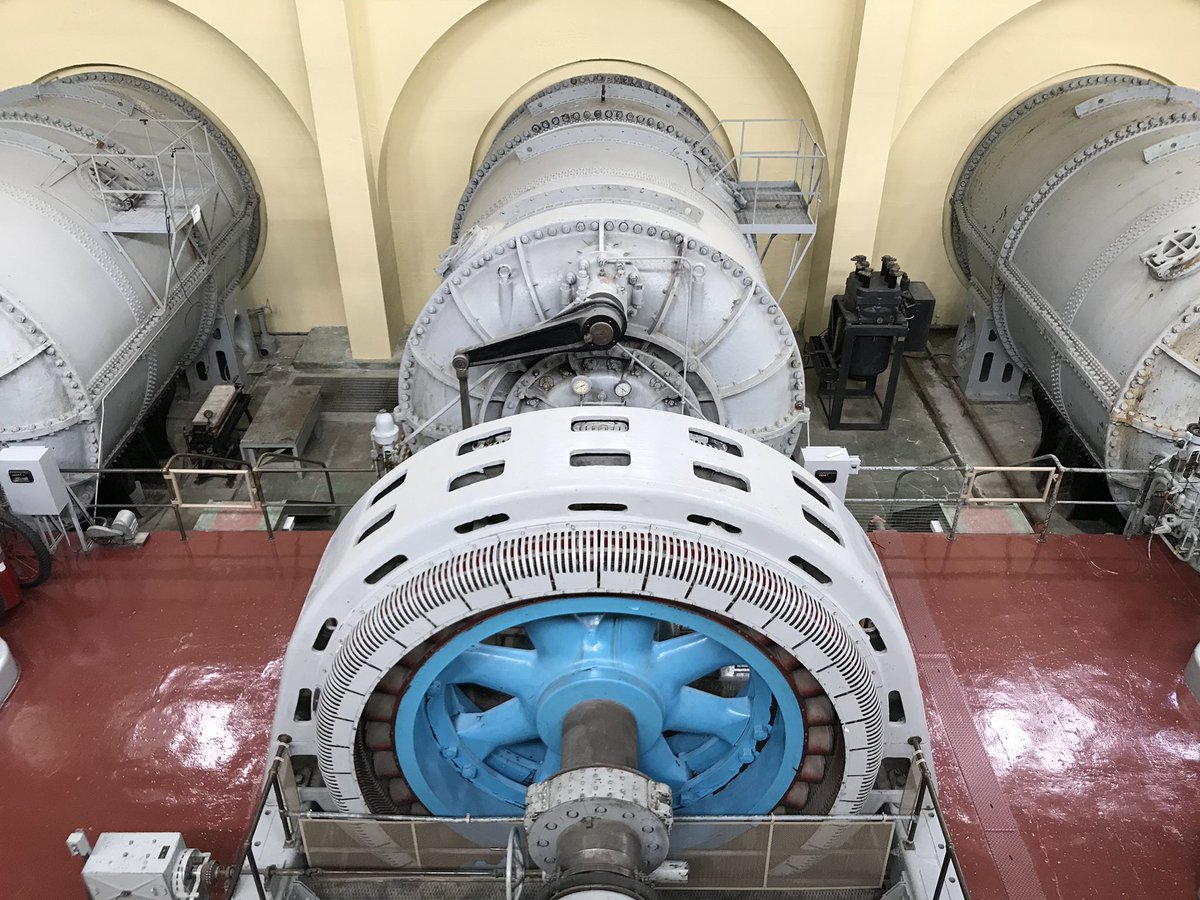SD42Energy's tweet photo. Checking out Stave Falls Generating station today with other School District energy managers #bchydro #stavefalls https://t.co/U73KPbCwJa