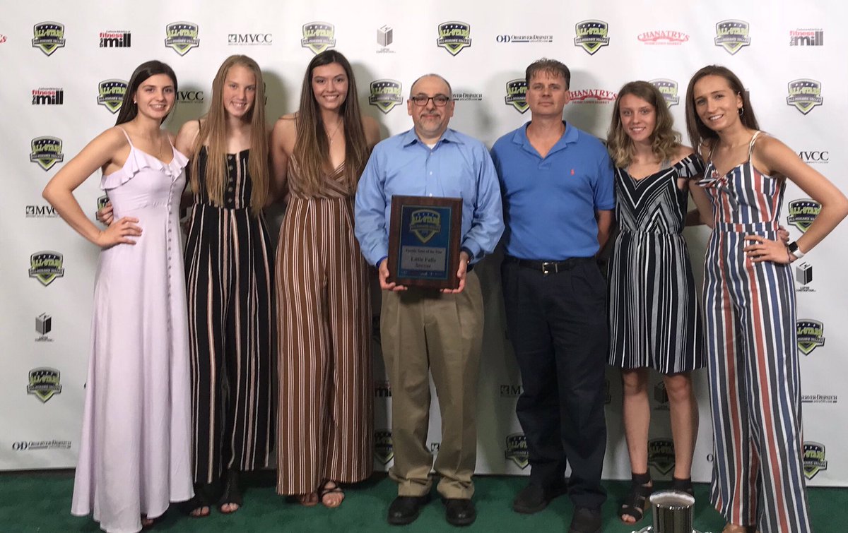 LFMounties's tweet photo. GVS #MVALLSTARS Female Team of the Year https://t.co/mzmbL0XLDN