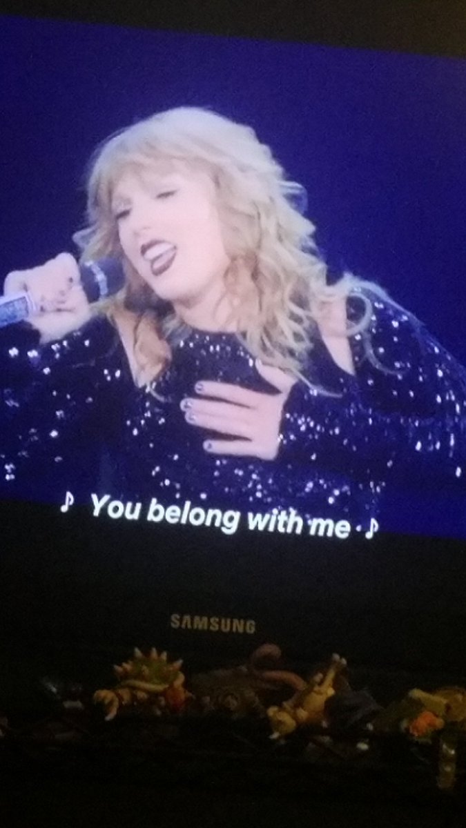 beard_in_a_book's tweet photo. Leaving for the summer to work at camp in the morning. Have to watch the #ReputationMovie one last time before leaving civilization @taylornation13 @taylorswift13 it still makes me emotional https://t.co/V6lZXLNS64