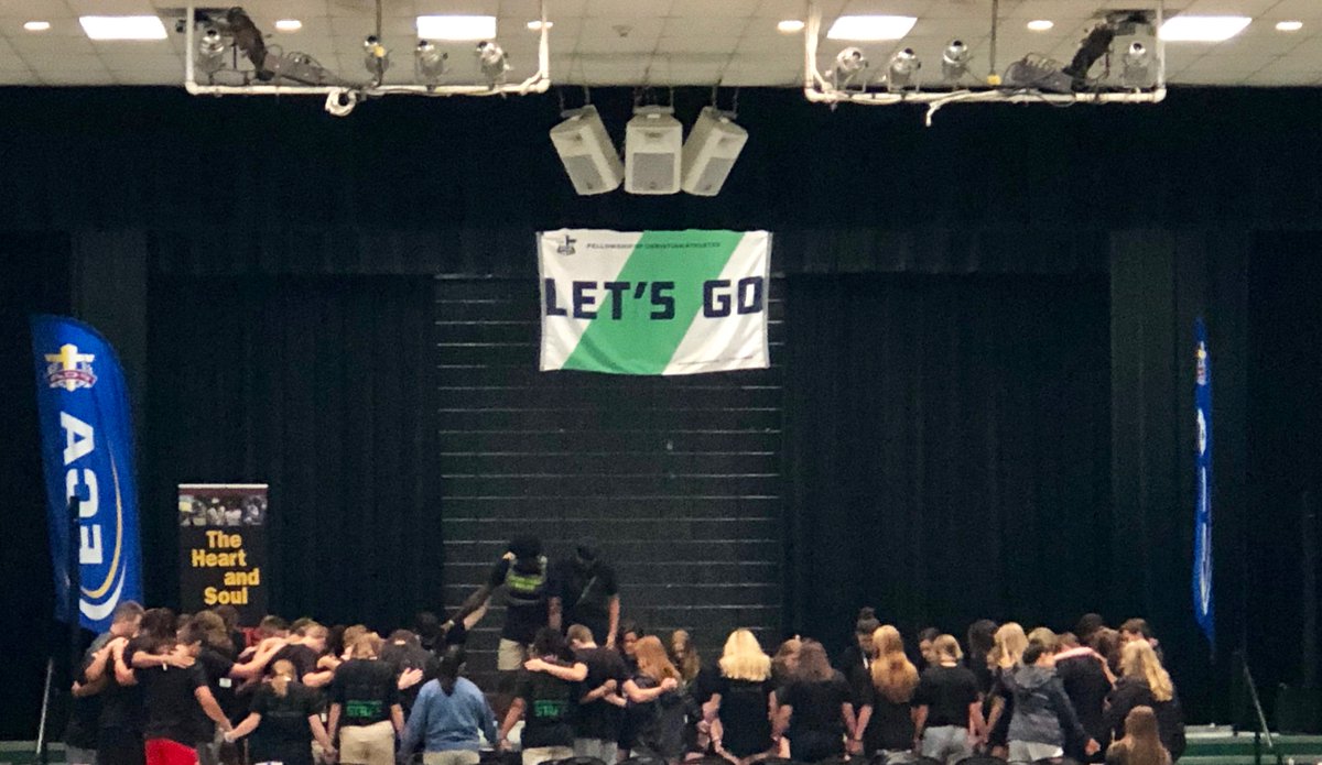 nealabamafca's tweet photo. It never gets old seeing Students SEEK HIM ... especially at 7:45am before giving up a day of their Summer Vacation to go and serve local Kids to hear about Jesus. #weRFam #letsgo #goBIG #bte #19EASTCAMP https://t.co/Das5HNVlyd