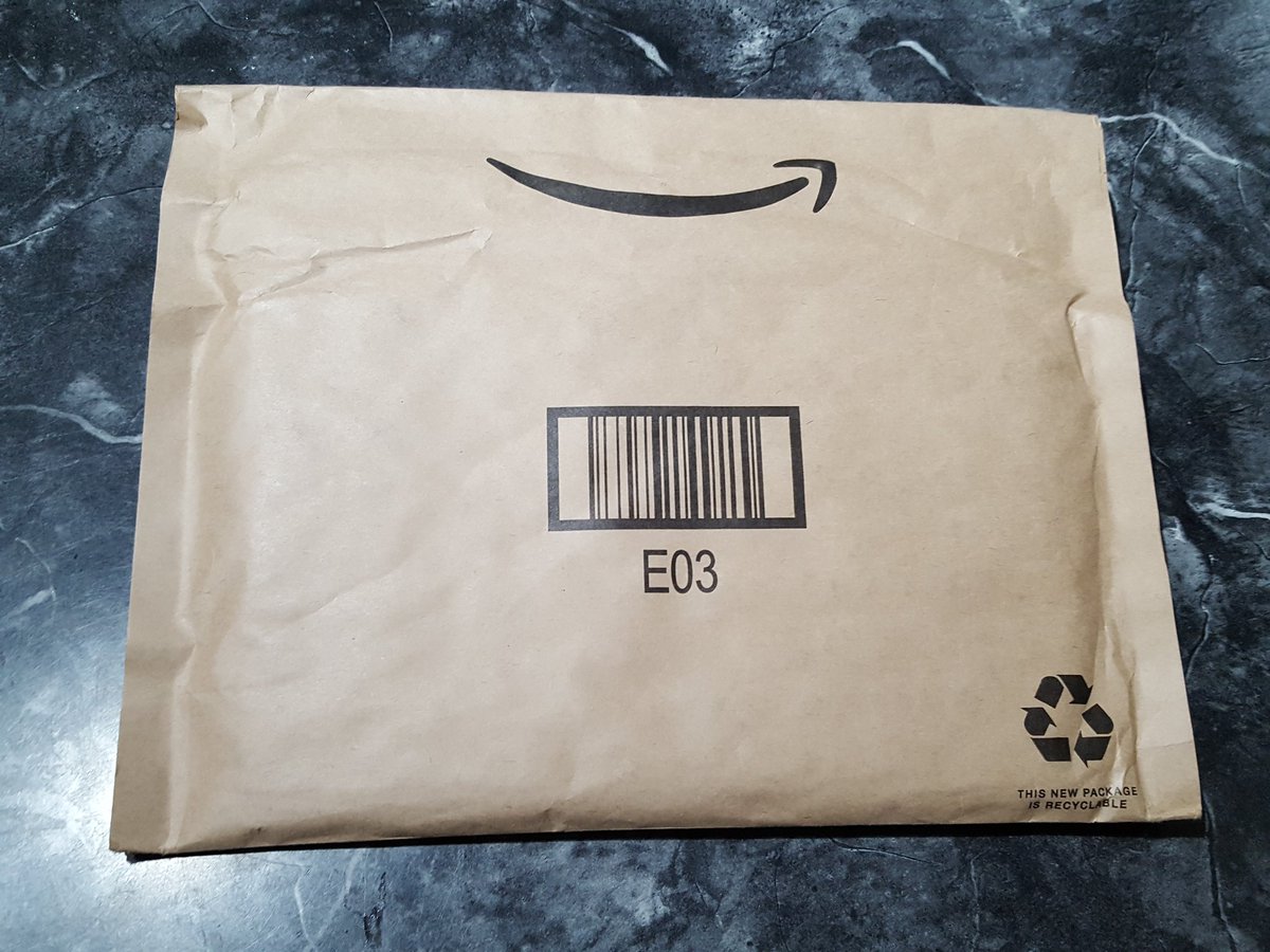 terryhickey's tweet photo. My package (a book) arrived safe and sound in this new recyclable bubble mailer replacement. Nice to see progress @amazonca https://t.co/pG3ksbqsDZ