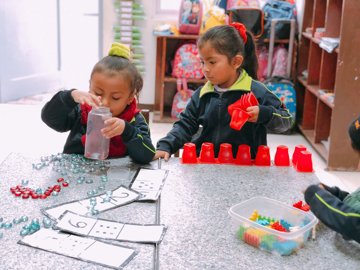 MiCasaDeAngeles's tweet photo. Currently, we are supporting @sembrando_juntos as they implement a new project that shares the social constructivist teaching methodology with public school teachers (for ages 3-5) through weekly mentoring sessions and regular training workshops. Change awaits! #education #peru https://t.co/sNJgQu6AFe