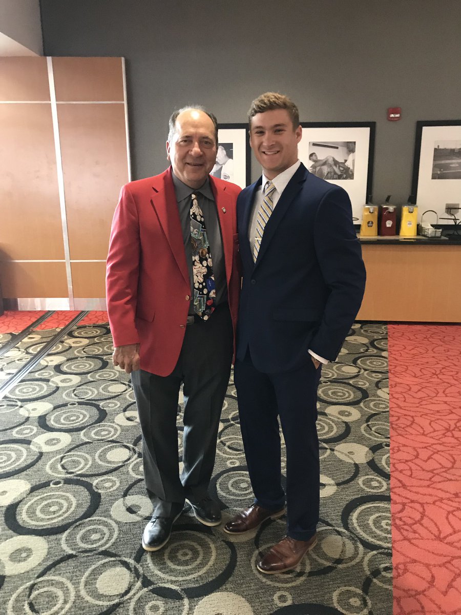 webb_n8's tweet photo. What an honor it was to be recognized and to be able to meet some of the best baseball players to ever step on the field! I made memories today that I will never forget. A huge thank you to @JohnnyBench_5 and @bobbytallguy for making today possible! #CatchEveryBall https://t.co/m30OPJXVH1