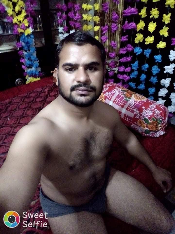 Anfaal91609240's tweet photo. Aftab Zahoor Suhag raat https://t.co/pVvgBGOXQO