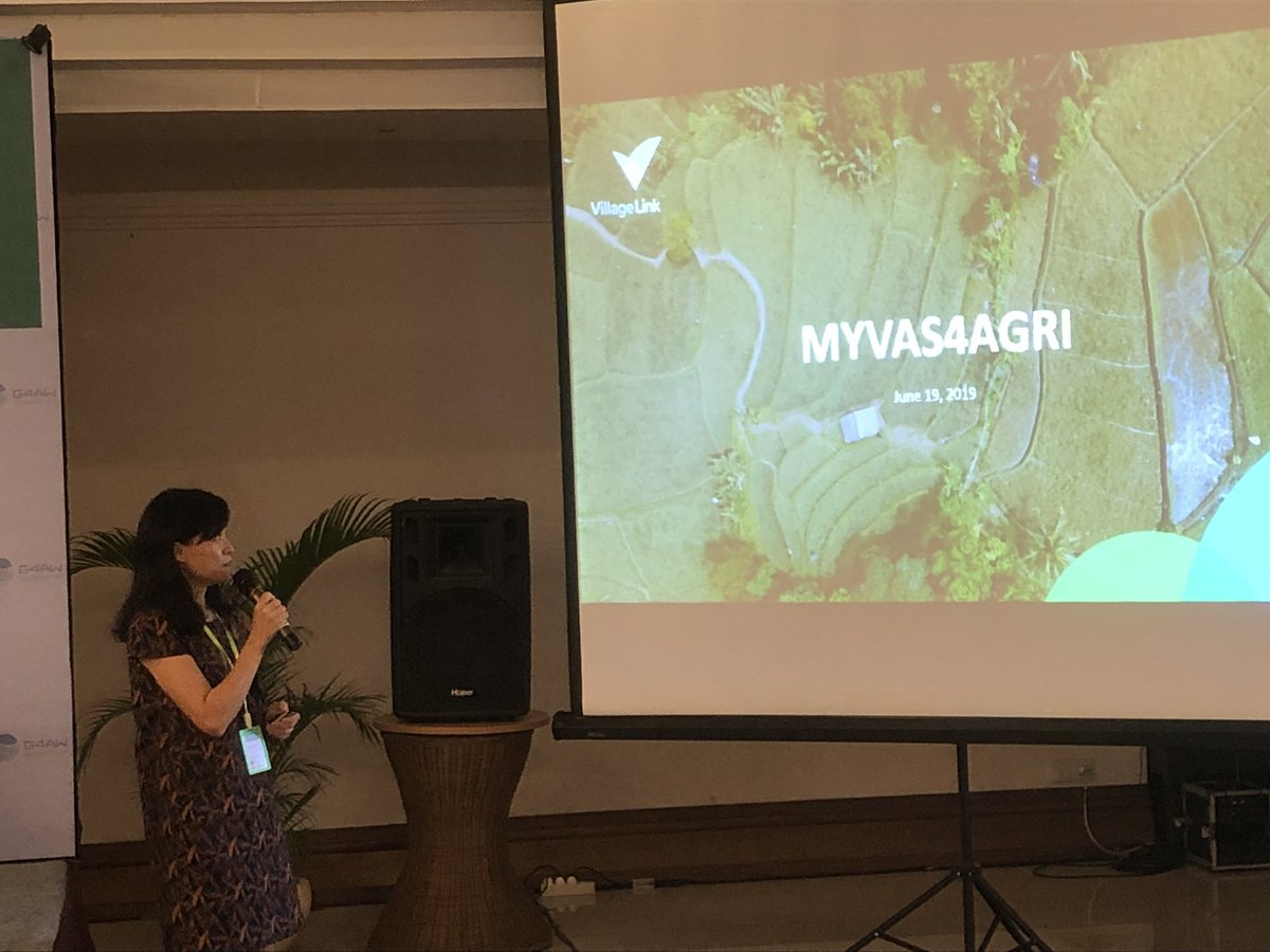 ruudgrim's tweet photo. Ms. Quyen (VillageLink) from #MYVAS4AGRI #G4AW reports on farmer user needs in #Myanmar. #HtwetToe app makes optimaal use of 4G connectivity. 350,000 downloads already. @NLSpaceOffice @IGG_NL @iccotweet @AWBA https://t.co/Y7Os4B4VBm