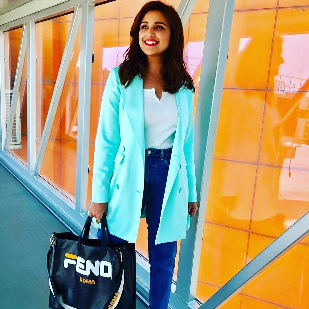 PariZaadiMamsa's tweet photo. #GudMorningPariJi #morningwalikhushi #MorningMotivation #MorningSunshine #MySmile #MyZindgi #FanLove #RockingSuperstar #IdolKaSwag @ParineetiChopra #ParineetiChopra #PariMyZindgi https://t.co/rMFpKhRJTV