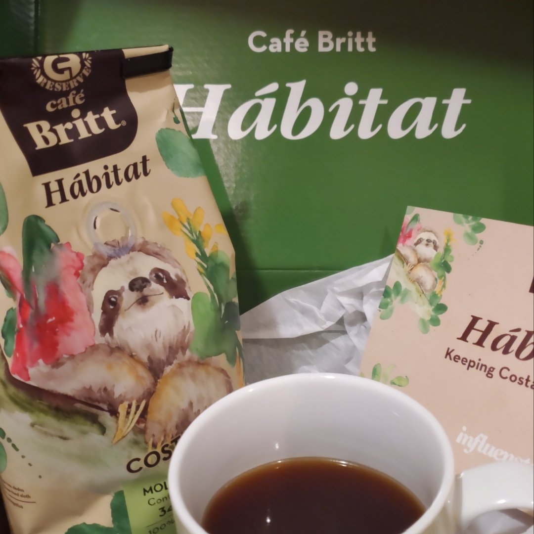 graceybella's tweet photo. Hands down the best coffee I have ever had. the notes of chocolate make this easy to drink without adding sugar or creamer. I'm totally obsessed with this Café Britt. I recieved this box complimentary from Influnster to give my honest review. https://t.co/ivA1CogscK
