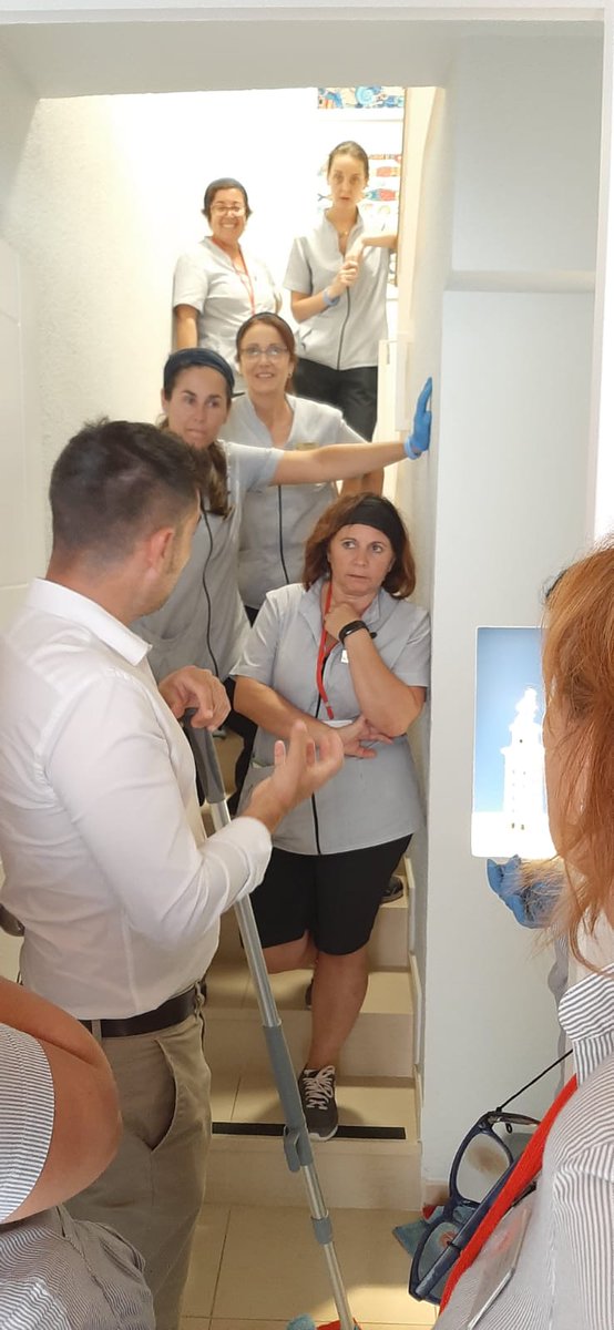 Natalie Gil tweet media