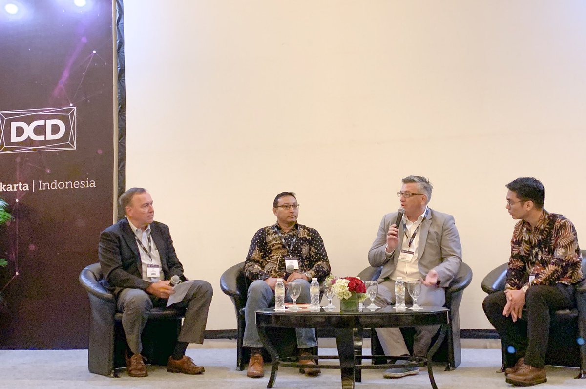 ConnectPolymer's tweet image. Thank you to the lovely speakers for a great pannel session on Hybrid Cloud Adoption and Migration Challenges in Indonesia!
@jakpost @UptimeInstitute @DCDEvents #idpro #polymerconnected @dcdnews