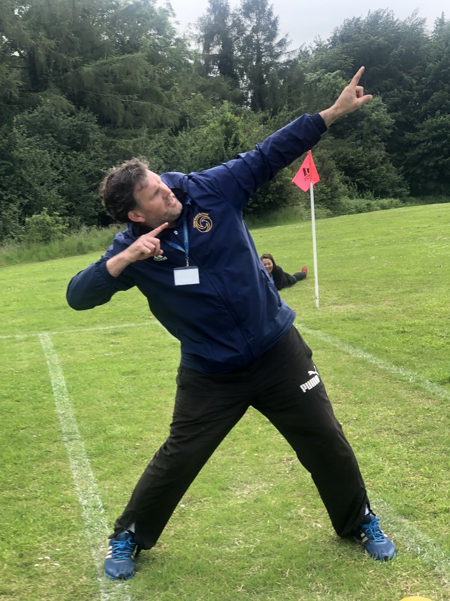 hwurtz14's tweet photo. Special thanks to the dream team today @Downland_School #PE #sportsday2019 https://t.co/U0hh8gkb2v