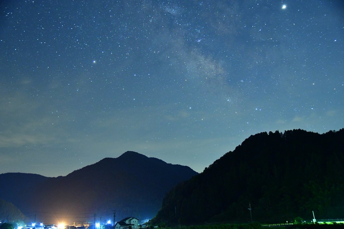 kuni_mizomizo's tweet photo. 安芸高田市は、こんな星空がいたるところで見ることが出来る場所です。
#ぶらりPhoto歩き #ぶらりフォトさん #PhotoWalker #LocalJapanPhoto #LocalJapanSpot #localjapanlife #instagramjapan #localjapantrip https://t.co/uJbYgxjTlz