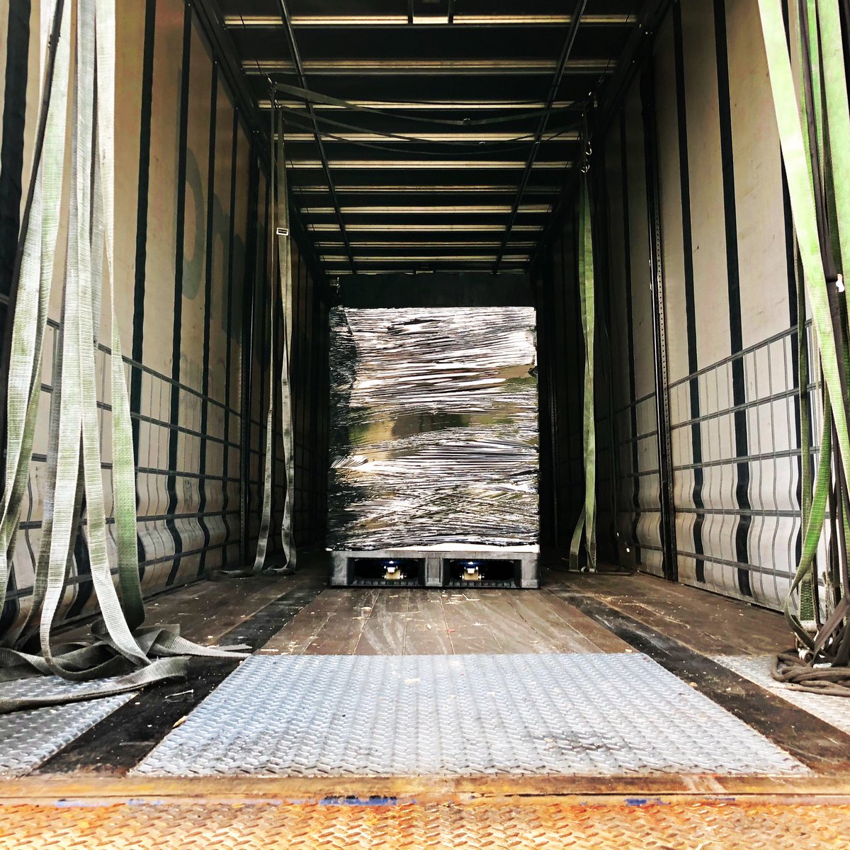 Latest international portable bike track order on its way to the Indianapolis Metropolitan Police Department USA  #shoretrax #portablebiketrack #internationalorders #USA  #cycling #mtb #pumptrack