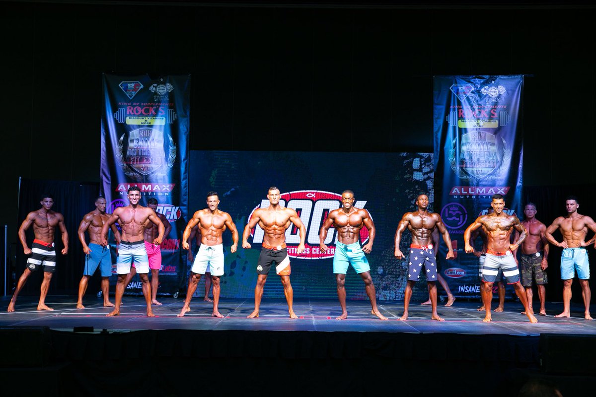 Some stage shots!!!
christianguzmanfitness.com