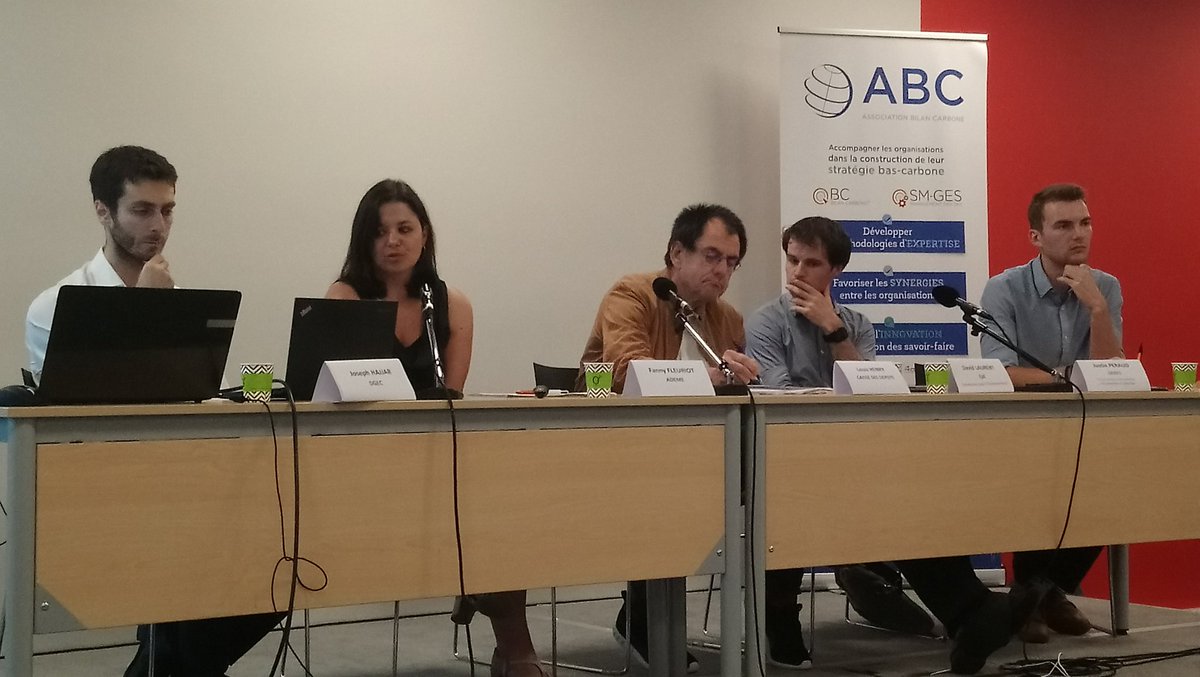 Asso_ABC's tweet photo. Fanny Fleuriot, de l'@ademe rappelle que le #BilanGES s'inscrit dans une démarche plus large que simplement comptabiliser ses émissions de GES, par exemple en passant par la démarche #ACT pour évaluer sa stratégie bas-carbone. https://t.co/6v4pAim3Tb