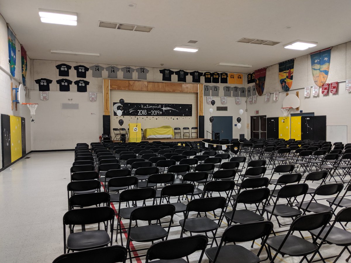monsieur_thorp's tweet photo. T-minus 90 minutes... @Katimavikschool @OCDSB #classof2019 https://t.co/Tp9DFs0Lgn