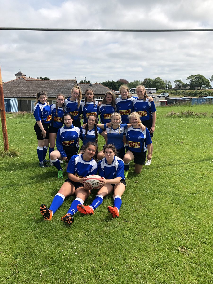 aled_waters1's tweet photo. Couldn’t be more proud of the u13s & u15s today in the @WRU_Scarlets Pembrokeshire cup! To see how far they have all come on in the last few months and they represented @YsgolGreenhill & @SthPembsSharks amazingly👌🏽.They should all be so proud👏🏽👏🏽 #ThisGirlCan @JoePDavies1988 https://t.co/abKUa66thN