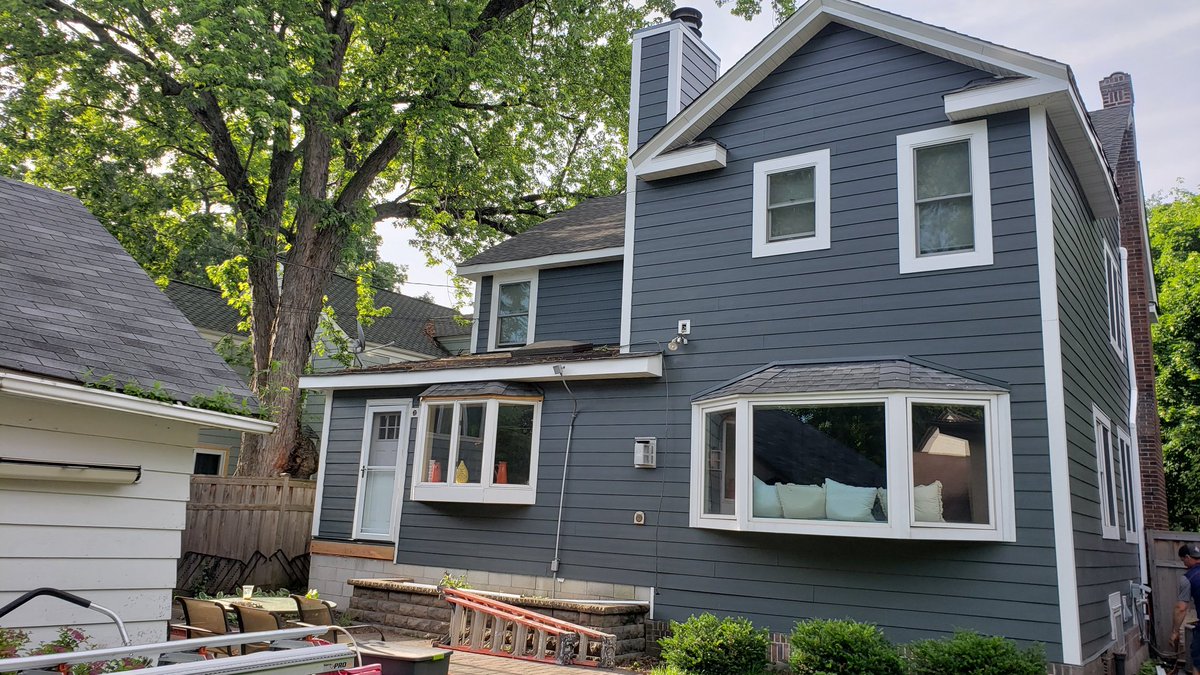 haildamagemn's tweet photo. #mnevergreen @alicialewisKARE #mymorning #sunrisers #thisoldhouse @mspmag @James_Hardie #jameshardie @antti_evergreen @MidwestHomeMag #midwesthomemag https://t.co/I2HxXkkzDH