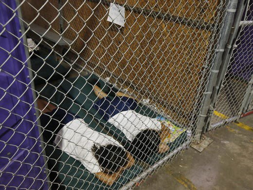 MsNatiMiranda's tweet photo. @Wayfair, did you supply the #aluminum #sheets these #poor #babies attempt to keep warm with? Are the rest waiting for their orders? You are contributing to the #concentrationcamps. #Children, #mothers, #fathers are #DYING every day! Why contribute to another #holocaust? #SHAME! https://t.co/7NQc5mpOV6