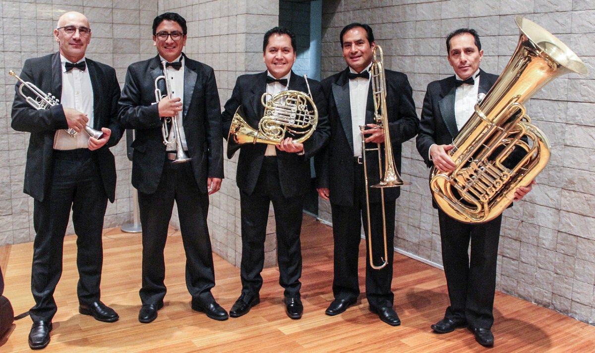 ¿Sin planes para esta noche? Ven a la presentación del Quinteto de Metales de la OSNE en la que se interpretarán obras de Victor Ewald, Jean Joseph Mouret, Henry Mancini, Tom Turner
¡Te esperamos en el @MuseoCiudadUIO a las 19h30! 
Entrada gratuita 🙌🎺🎼
#SOMOSNE #70AñosOSNE