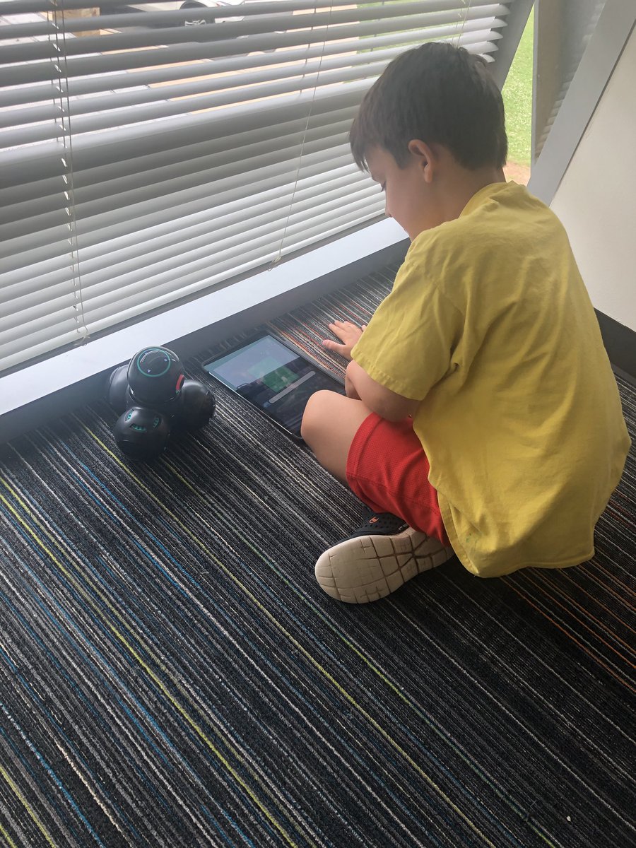 wmsonk1's tweet photo. Trying out new coding activities this morning at our @EJJaguars #SummerCheckout https://t.co/PiDPP1hljS