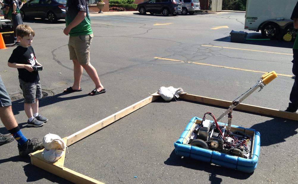GoddardLO's tweet photo. Thank you Lake Orion Robotics Team for visiting our school today!! https://t.co/macTlcmJBb