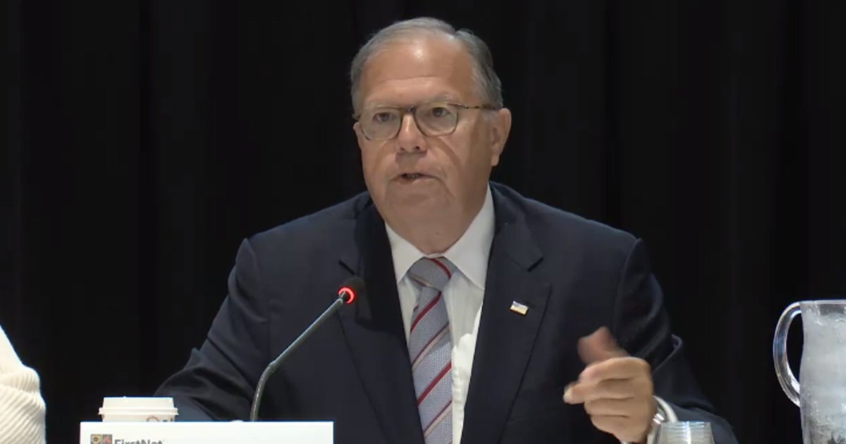 FirstNetGov's tweet photo. .@FirstNetChair Edward Horowitz closes out the #FirstNetBoard meeting — "Don't take your foot off the pedal. Make it happen. Keep pushing." https://t.co/2LhUscb7ot
