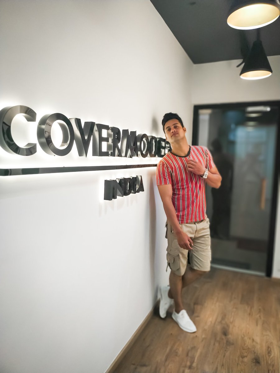 umarkhanelite's tweet image. #covermodelsindia #covermodels
youtu.be/ybXo0tnNHMY

#portrait #portraitoftheday #portraitvision_ #kdpeoplegallery #portraitszoom #portraitpower #portraitheart #portraitclub #portraitgame #portraitsindia #bravoportraits