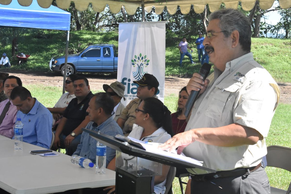 fiaes_sv's tweet image. #FIAES | Nos sumamos al evento #Plantatón 🌱2019 organizado por la Asociación Los Nonualcos en conjunto con otras entidades, para  restaurar la cobertura boscosa de las riberas del río Jiboa.