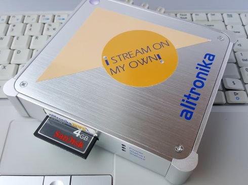 alitronika's tweet photo. #AT140USB iStreamOnMyOwn!
No PC/Laptop needed!
MPEG2 TS Player &amp; Recorder
DVB-ASI Input &amp; Output
Cost Effective, Super Reliable TS Server.
#Alitronika #DVBit #AT140 https://t.co/Y38Dblhr2U