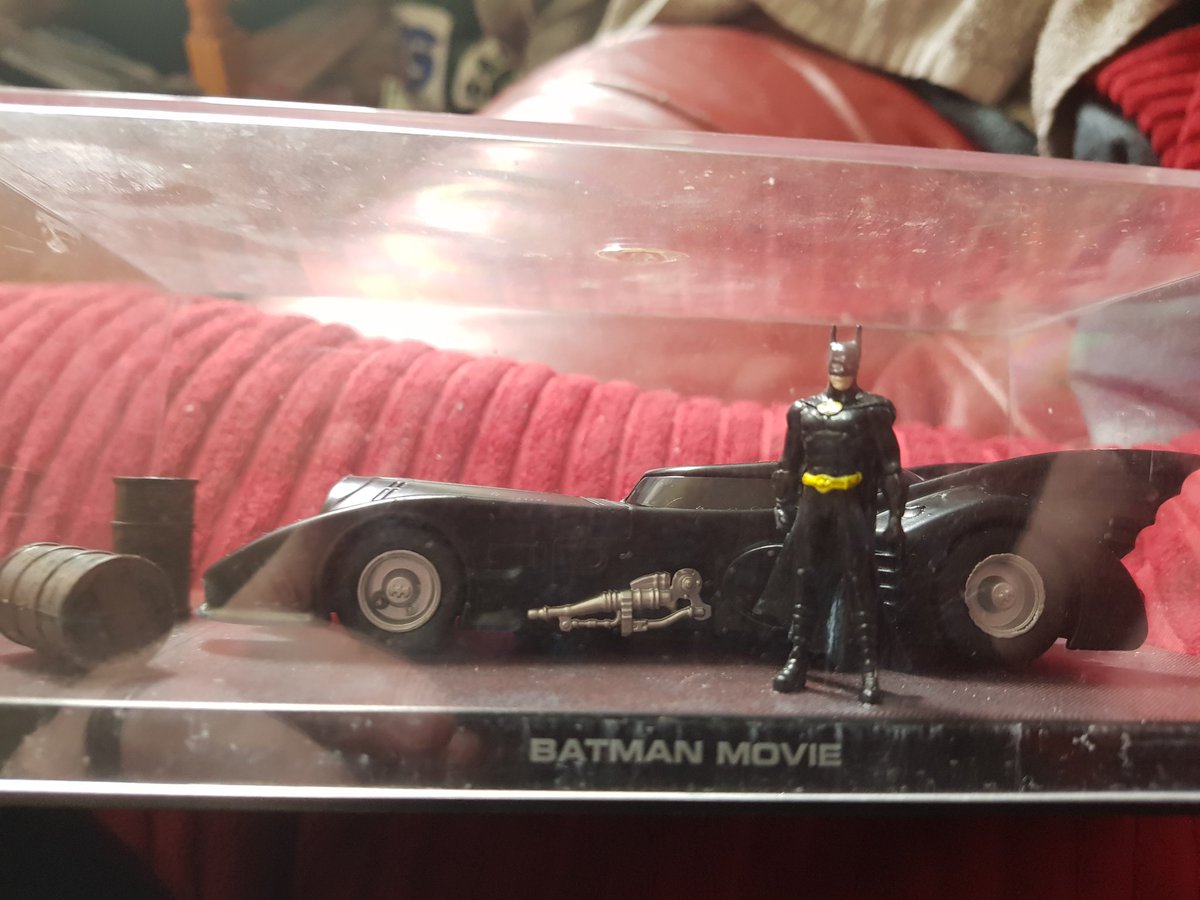 MartinR21047237's tweet photo. @KwingReviews I remember when I first watch the Batman 1989 I grow up to watch Michael Keaton and Jack Nicholson and happy Anniversary 30 years of Batman 1989. I always loved the Batmobile of the movie and it's really cool #Batman30th https://t.co/5qcWao1mYy