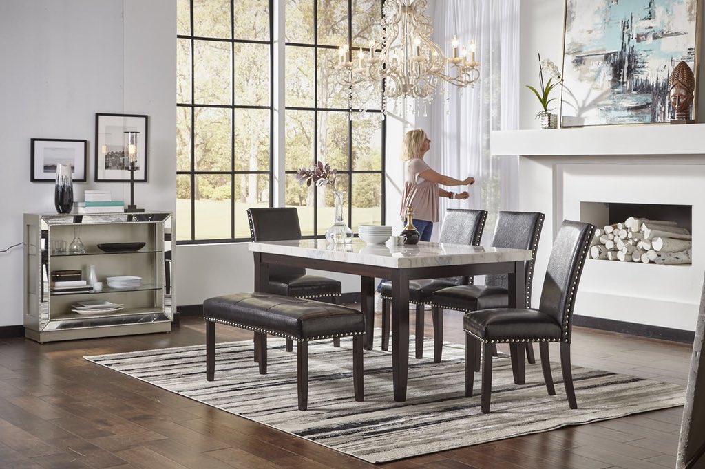 BeSoStyle's tweet photo. Anyone need a stylist? Currently craving to style something. 
#photography #photostyling #photostylist #propstylist #setdesign #finditstyleit #interiordesign #interiorstyling https://t.co/89P36eCrpt
