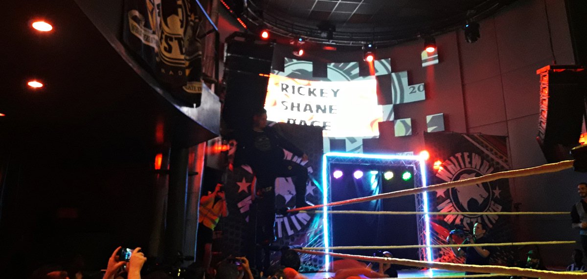 JoeMetalWarrior's tweet photo. The first match of the evening was the one between Rickey Shane Page & Elvis Harrison
@La_tripleW @Fightclubpro #ProjectWhiteWolf https://t.co/RAsYPpOi0H