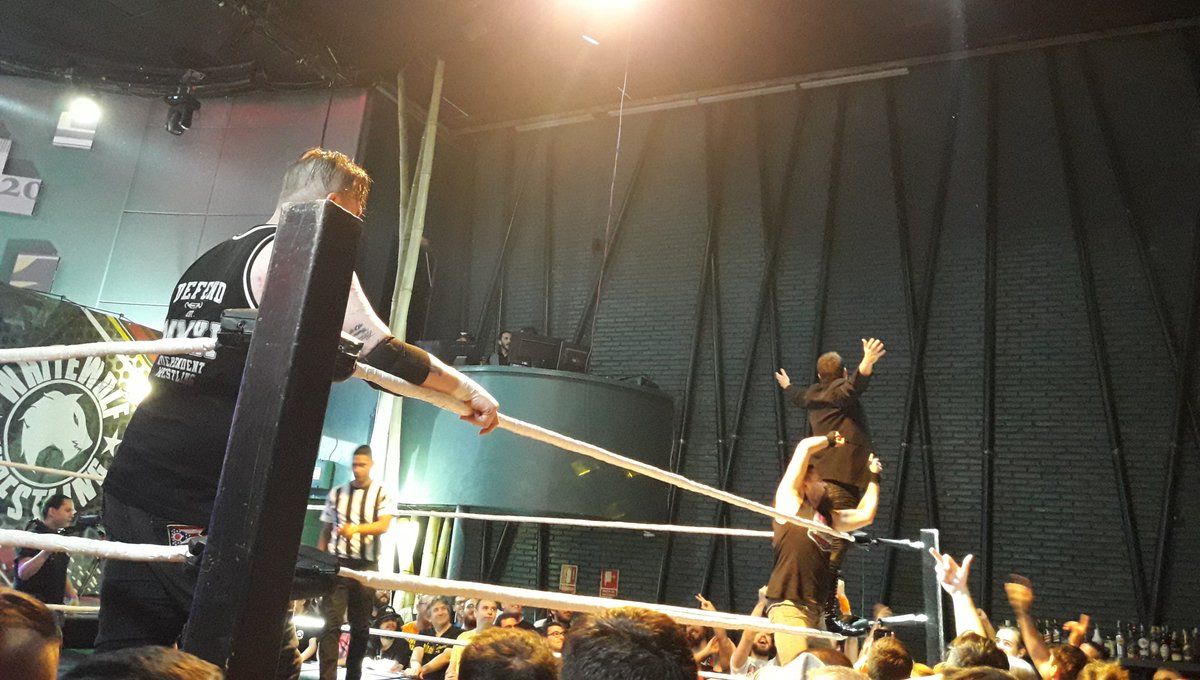 JoeMetalWarrior's tweet photo. The first match of the evening was the one between Rickey Shane Page & Elvis Harrison
@La_tripleW @Fightclubpro #ProjectWhiteWolf https://t.co/RAsYPpOi0H