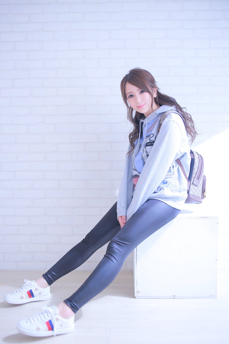 tokainights's tweet photo. 超ハイレベルなナチュラル美人といえば錦「ファビュラス」のエミリちゃんのこと！  #ナイツネット #東海ナイツ #グラビア #葉月えみり #ファビュラス #錦 #錦3 #キャバクラ #キャバ嬢 #名古屋 #歌舞伎町 #北新地 #祇園 #すすきの #ミナミ #中洲 https://t.co/WUyXASJ09g