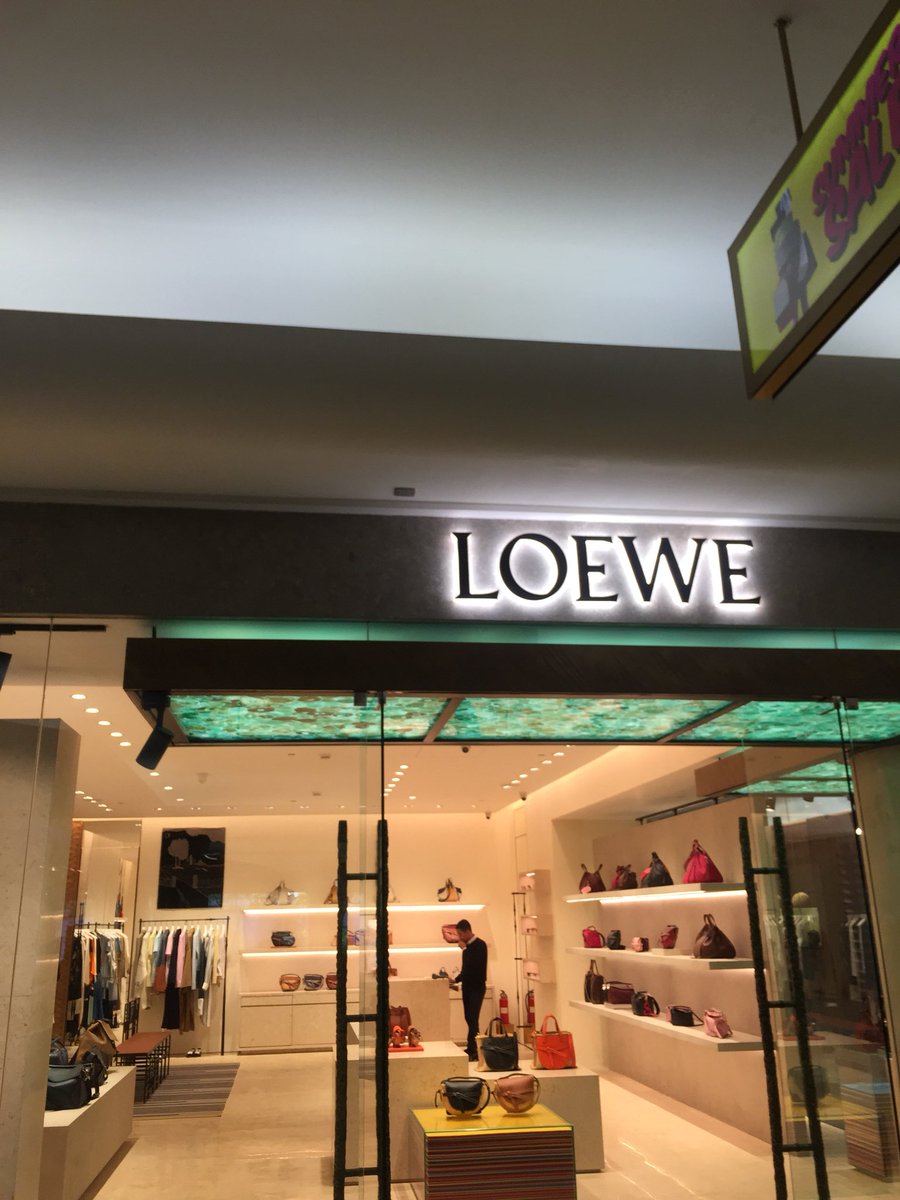 loewe takashimaya