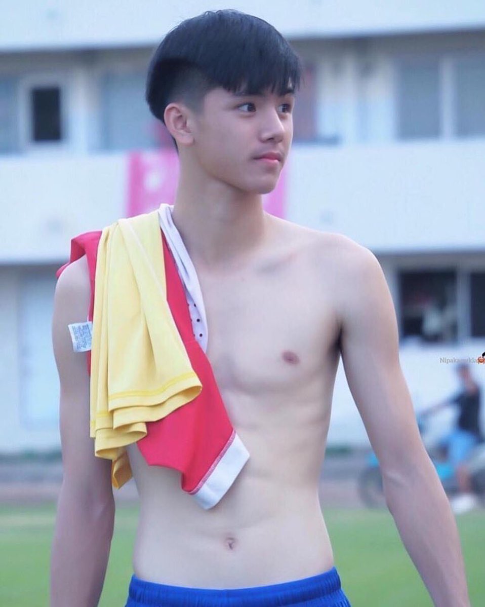 TheJakolDiary's tweet photo. STAN HARDER! 👊🏻💦 https://t.co/2LTJwW7eDj