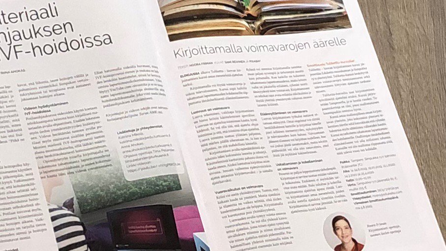 Eduketut's tweet photo. #simpukkalehti sisältää @Eduketut Nooran jutun siitä, kuinka kirjoittamalla voi löytää voimavaroja. Tule mukaan Voimakettu – luovan kirjoittamisen kurssille.
https://t.co/6hMYhQHkDl 

#kirjoittaminen #luovakirjoittaminen #voimavarat #luovuus #yksiviidestä #lapsettomuus https://t.co/QMHU7u5nZ7