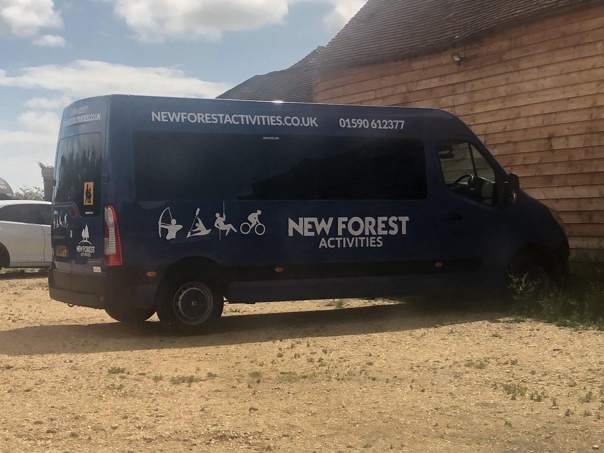 rivervaleMMM's tweet photo. 2 more deliveries... Thanks to @NewForestActivi &amp; @riverbrae for using Castle to find your new #schoolminibuses. You know where to find us for any minibus related support! Happy travels 😀🚌

UK's only RAC approved minibus dealer: https://t.co/sLyybaKEeQ
#MinibusForSale https://t.co/dsdrhWumNv