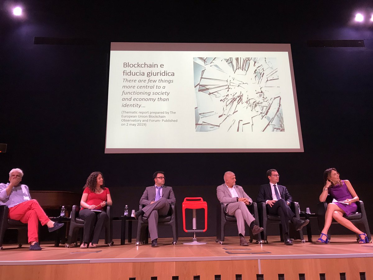 csipiemonte's tweet photo. È cominciata la prima tavola rotonda: #blockchain e #PA con @Consip_Spa  @infocamere @R_soj @unito @valentinagatt e Informatica Alto Adige. Modera @FAntonioli #blockchain2019 @ItalianTechWeek https://t.co/gX1dgcdIps