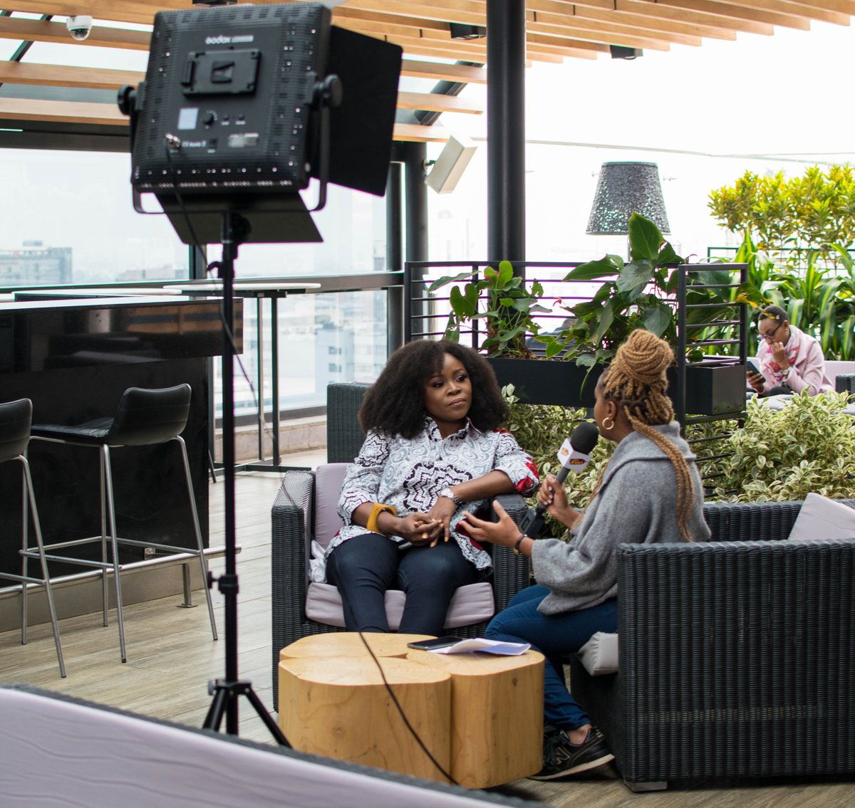 TerazoNewMedia's tweet photo. Interview Day 2 - @Omawumi's online interview with Ivy from The Sauce - @CapitalFMKenya
_____
#Omawumi
#Naija #NaijaHits
#NaijaMusic #Nigeria
#Afropop #Afromusic
#Afro #Soul #Singer
#WeLovePR
#WeKnowMusicPR
#TerazoNewMedia https://t.co/8VX6avg24J