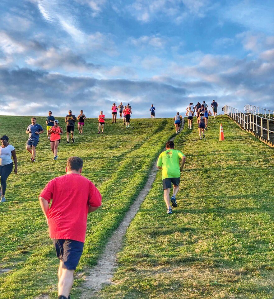 tashamshine's tweet photo. So glad @PowerMom73 joined me for a NOVEMBER PROJECT workout this morning!!! Whoβs in next week?!? Free fitness. 6:15 Top of Mt. Trashmore ππΌ #np_vb @Nov_Project #PRday #justshowup #hillsforbreakfast #trainingforlife https://t.co/JVojjzPoii