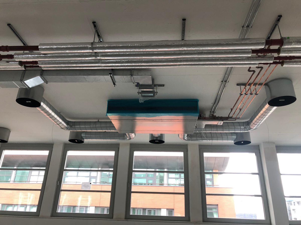 Installation in progress at Oliver’s Yard! 📏👌🏽looking forward to the finished picture #Mechanical #Fitout #Construction