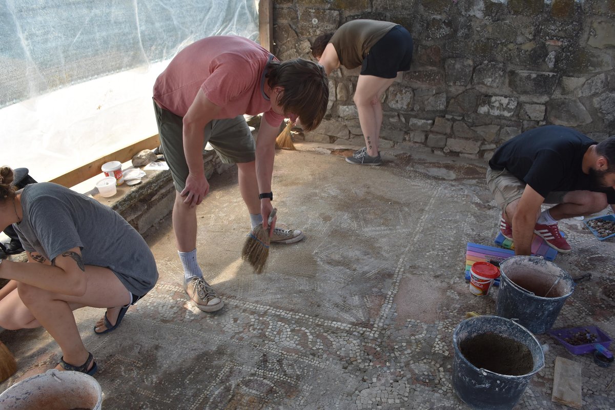 StobiMacedonia's tweet photo. The activities of the international school for documentation and conservation of Roman mosaics have been completed, which for the eighth time takes place at the archaeological site of @StobiMacedonia 👉https://t.co/loOiQAPGMP https://t.co/aAY7OAP0sa