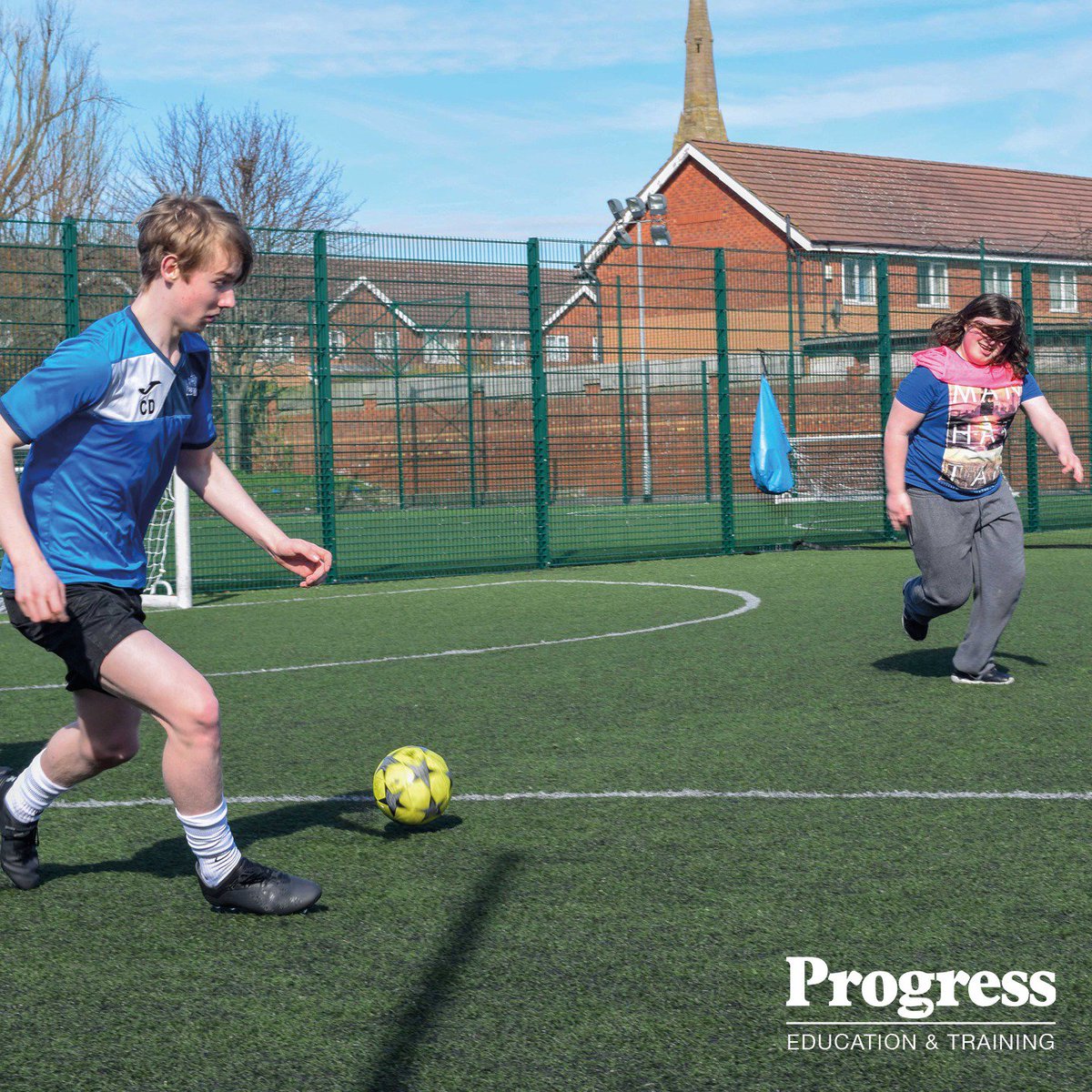 ProgressSports0's tweet photo. We have spaces on our #SportsCoaching course for 16-24 yr olds.

The course is completely free and you're able to start right away.

Apply at: https://t.co/gVH01Eq0YI https://t.co/SOx4FjOt58