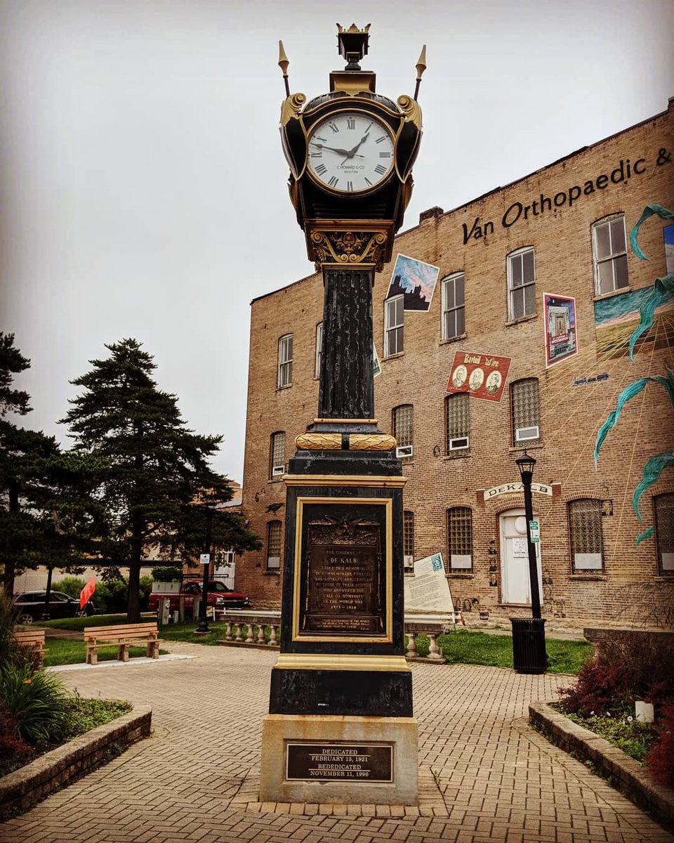 BehindTimeClock's tweet image. Memorial to those in DeKalb, Illinois lost in WWI.