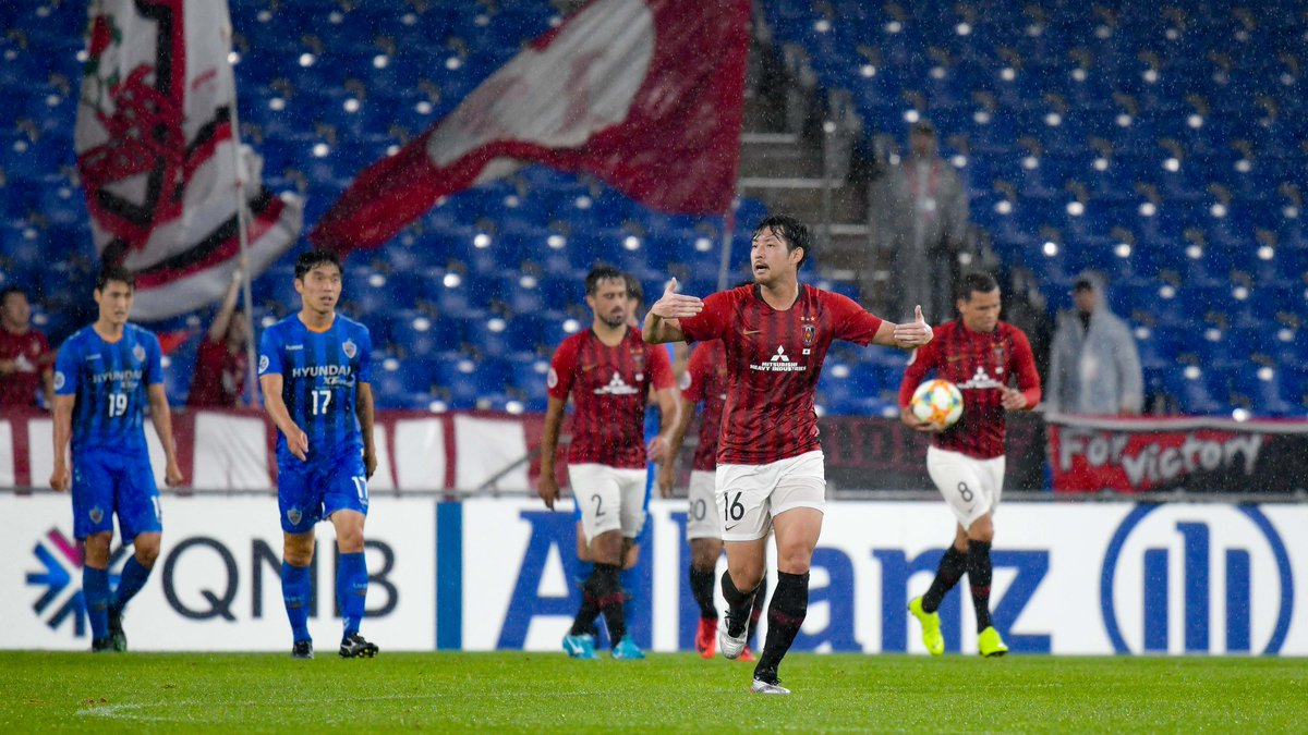 TheAFCCL's tweet photo. FULL-TIME | Ulsan Hyundai 🇰🇷 0-3 @REDSOFFICIAL 🇯🇵 (Aggregate 2-4)

💎The diamonds are shining in Ulsan tonight. Urawa are into the quarter-finals after an extraordinary performance!

#ULSvURA #ACL2019 https://t.co/yhN7LgAVdy