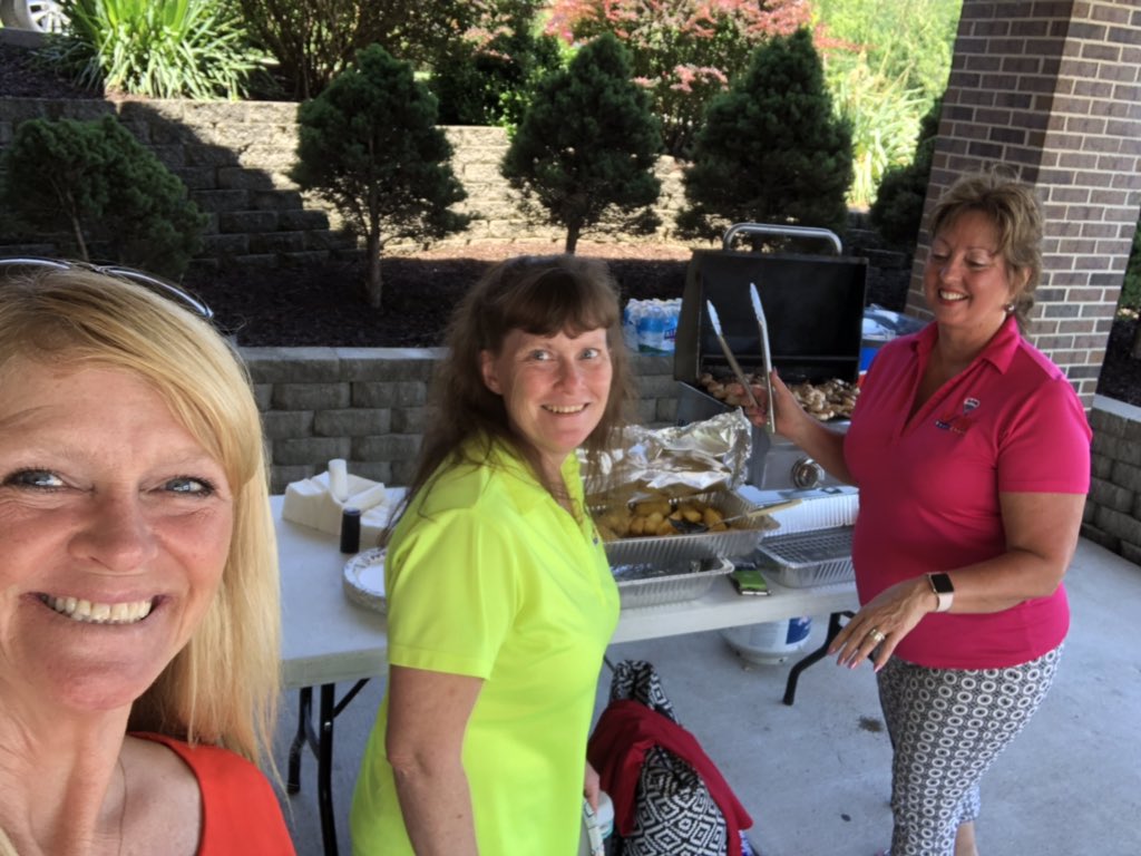 realest8pro's tweet photo. I have THE BEST Broker! She served us lunch for meeting our May goals! Yummy! #RealEst8Pro #remaxbestchoice #PartyOnThePatio #SellYeah https://t.co/VeMZzSZpc3