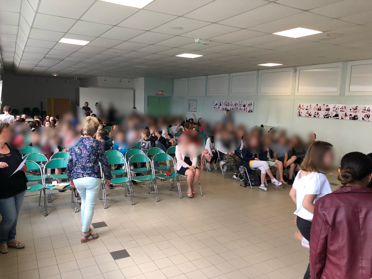 Merci à tous pour le spectacle et les chansons ! 👏🏻 #Emotions