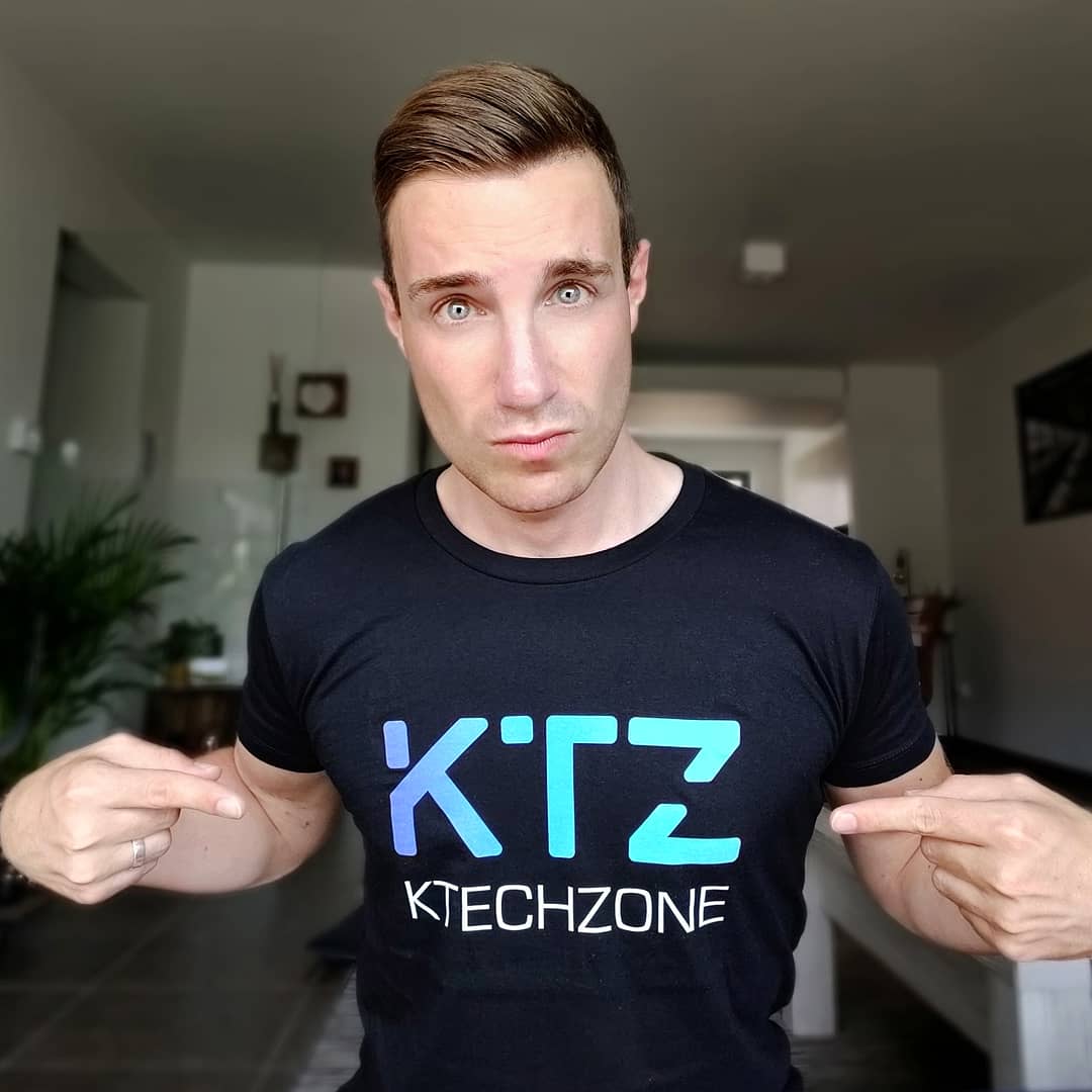 KTZ_KTechZone's tweet photo. #giveaway Time to celebrate‼️ In just 18 months we have build a community of nearly FIFTY THOUSAND tech enthusiasts on Instagram💥 Go to my Instagram for more details🔥
#belgianboy #bloggerstyle #dutchblogger #frenchblogger #ktechzone #instatech #instaphone #blogger https://t.co/f1QDIorEtp